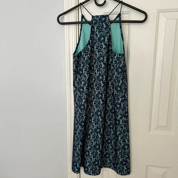 Lot of 3 Cute, Timeless Dresses for Formal, Casual Wear - Picture 8 of 15